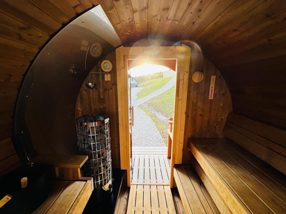 Highland Premier Glamping Pods Villa Боли Екстериор снимка